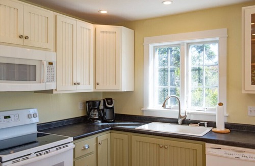 Vinalhaven House | Creeds Cove Cottage on the Reach-Water Access-Deep Water Mooring Available