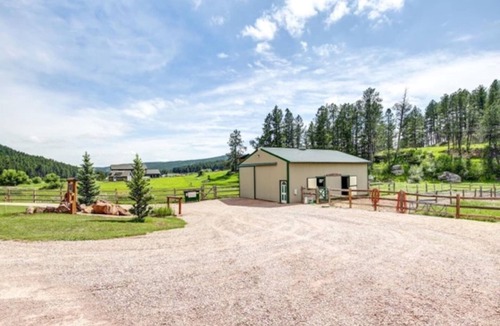 Nemo House | Crooked Creek Lodge