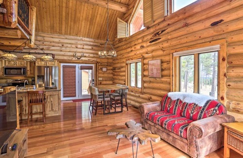 Hermosa House | Custom Black hills log cabin w/views, secluded, 12 miles to MT Rushmore!