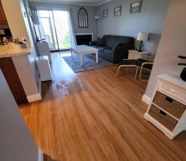 Weirs Beach Apartment | Cute 2 bdrm Condo walking distance to Weirs Beach!