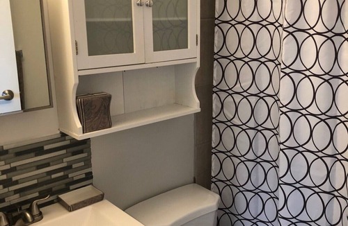 Red Deer Apartment | Cute and Cozy Fully Self-Contained Bachelor Suite!