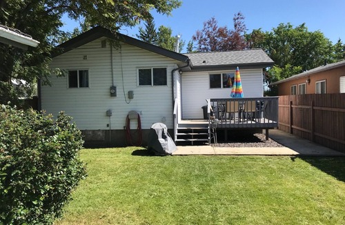 Sylvan Lake House | Cute Cabin Near the Beach