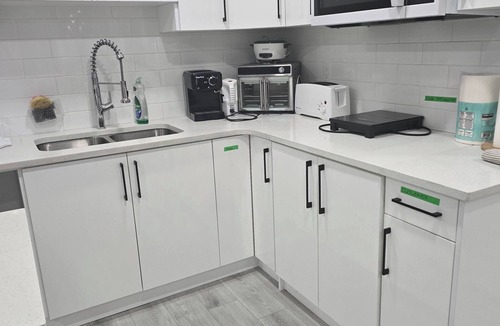 Northeast Edmonton Apartment | Cy Becker Drive 2023 Luxury Home