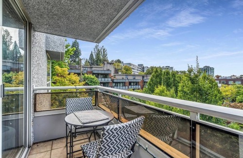 Fairview Apartment | D16 - Beautiful 1 bedroom South Granville