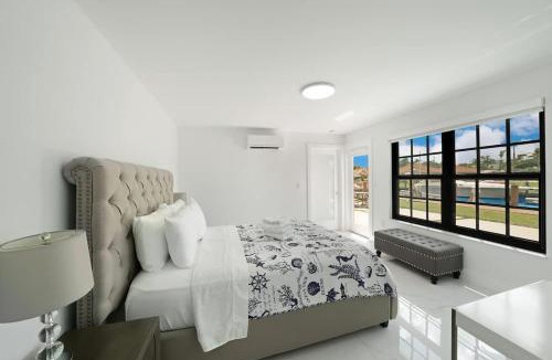 Melaleuca Gardens House | Dania Beach Unit 1 by Dream Vacation
