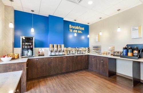 Airdrie Hotel | Days Inn by Wyndham Airdrie