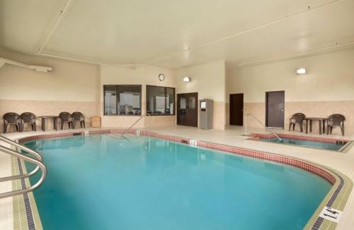 Innisfail Hotel | Days Inn by Wyndham Innisfail