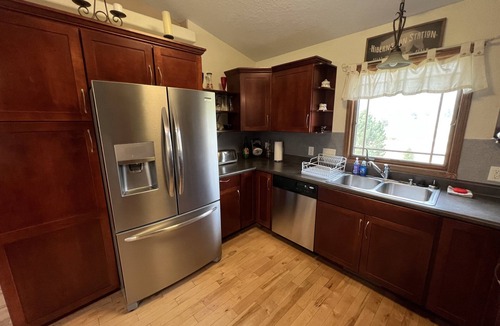 Sturgis House | Deadwood & Sturgis 5 bedroom next to golf course