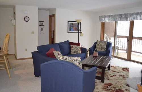 North Woodstock Condo | Deer Park/Loon Mtn On River, Great Loc. Near ClubHouse,2nd Flr End