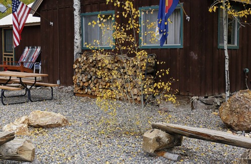 Lake City Cabin | DeLoach Cabin - on Alpine Loop - Free firewood - Free boat use