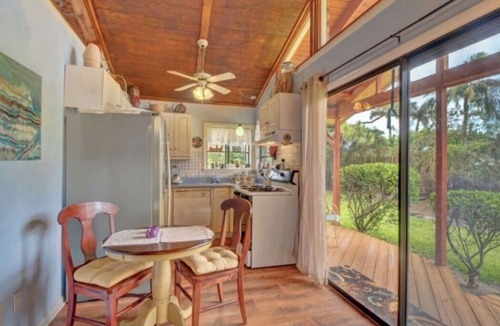 Delray Beach House | Delray Lonepine Estate Guest House