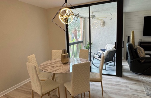 Delray Beach Condo | Delray Racquet Club, Modern Updated Condo! 2-Bedroom, 2 Bath 2 miles to beach
