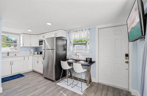 Delray Beach House | Delray Seacrest Cottage: Close to Beach & Downtown
