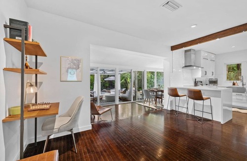 Coral Way House | Designer Pool Villa | Coconut Grove