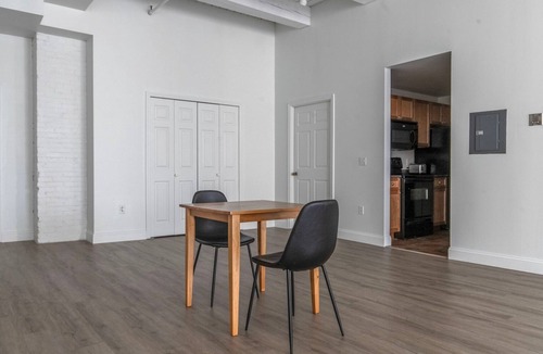 Central Square Apartment | Divine Central Square 2BR w/Fitness, close to Dining, by Blueground