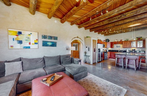 Taos House | Dog-friendly home with amazing Taos Mountain & El Salto views, W/D, & jetted tub