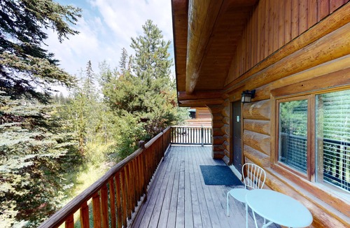 Lac Le Jeune Cabin | Dog-friendly lakefront wilderness resort cabin with deck, WiFi, & full kitchen