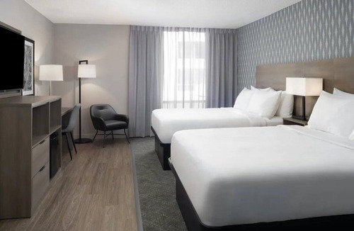 Prudential - St. Botolph Hotel | Double Queen Stay Steps to Symphony Hall | Pets Welcome | Free Breakfast