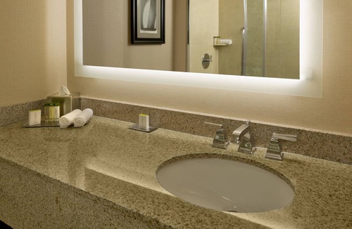 Danvers Hotel | DoubleTree by Hilton Boston North Shore