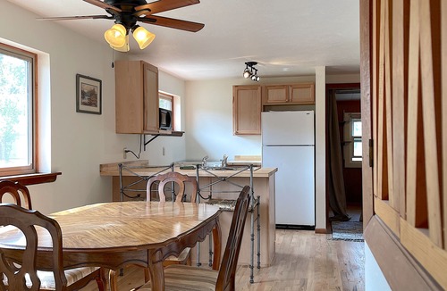 Cody House | Downtown A-Frame- Classic A-Frame house, Pet Friendly, Quiet Location close to downtown