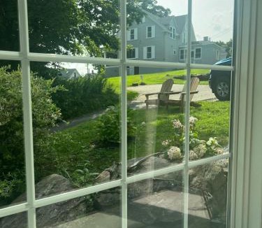 Boothbay Harbor House | Downtown Boothbay Harbor, 2-Story Cottage