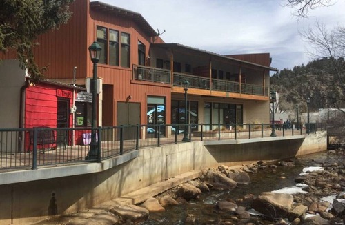 Estes Park Condo | Downtown Corner Luxury Loft on the Riverwalk - King Bed!