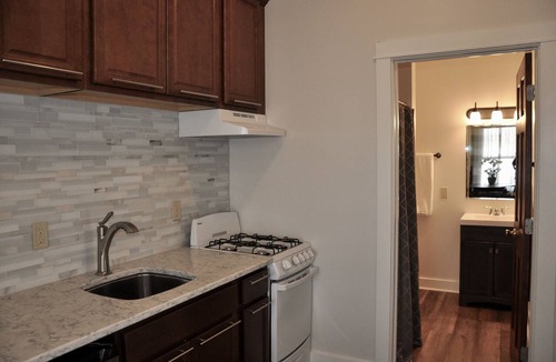 Rapid City Apartment | Downtown Luxurious Studio w/Kitchen - 30 mins from Mount Rushmore