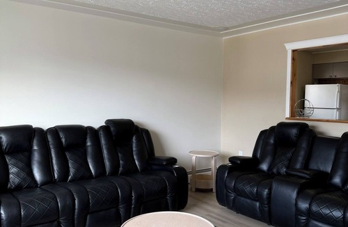Whitehorse Apartment | Downtown Whitehorse - 3 Bedroom Condo