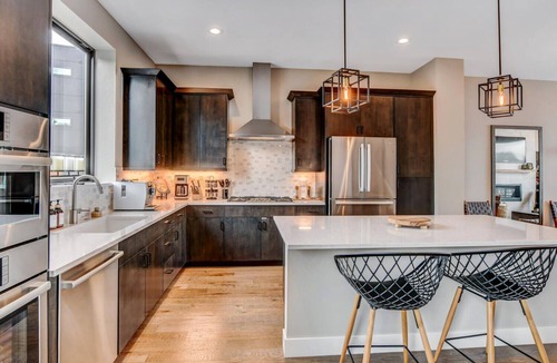 Winter Park House | Downtown WP Event Center Loft 96 I Rooftop Spa I Great Views I Bunks I Discounted Attractions
