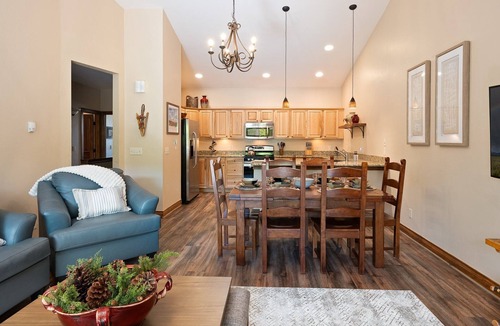 Winter Park House | Downtown WP Villa 568 I Private Hot Tub I Great Views I Bunk Room I Discounted Attractions