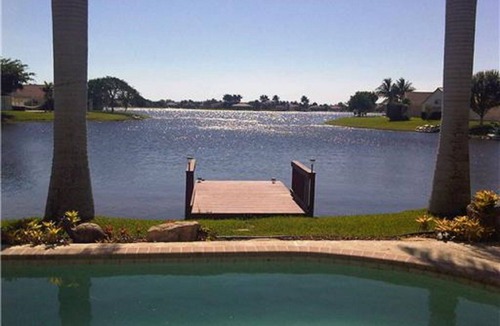 SilverLakes House | Dream Vacation House In Pembroke Pines with heated pool