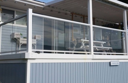Anglemont Cabin | Dream Vacation On The Lake, Family Friendly. Right on the beach.