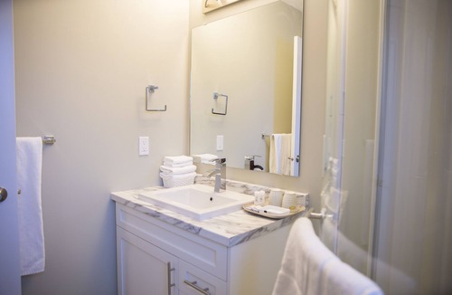 Whitehorse Condo | DT Whitehorse Deluxe 2 Bedroom Condo