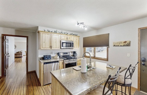 Rapid City House | Dual unit home with close proximity to all your favorite Black Hills attractions