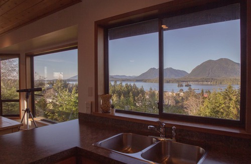 Tofino House | Eagle View House-Ocean I Hot Tub I Barrel Sauna!