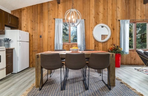 Harvie Heights Cabin | Eagles Nest Chalet w/Private Deck Near Banff