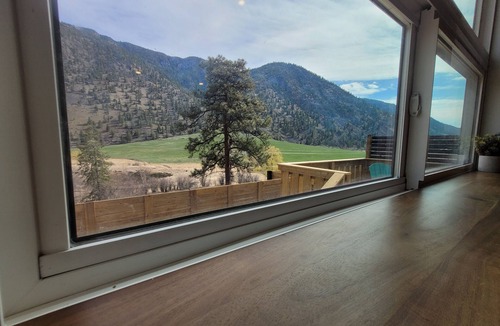 Okanagan-Similkameen House | Eagles Nest Retreat. Hot Tub + Sauna + Cold Plunge + Nature Views