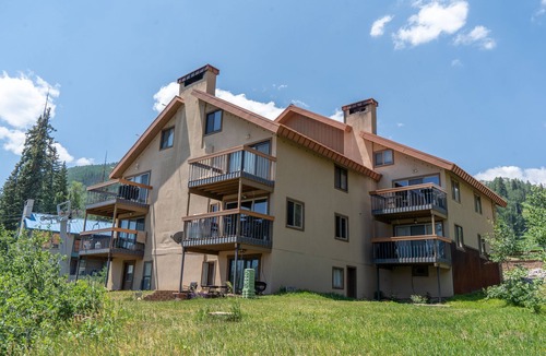 Purgatory Condo | East Rim Two Bedroom Condo by RedAwning