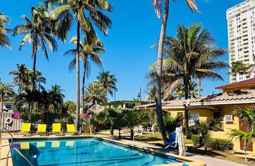 Pompano Beach Hotel | Ebb Tide Resort