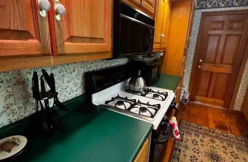 Raymond House | Edgewater Retreat on Little Sebago Lake - Lakefront w/Sauna & EV Charger