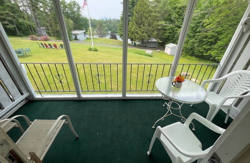 Wolfeboro Apartment | Efficiency 7-Piping Rock Resort