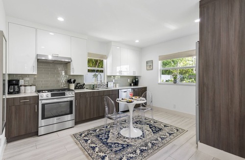 Old Northwood House | Elegant 3BR home with pool near downtown