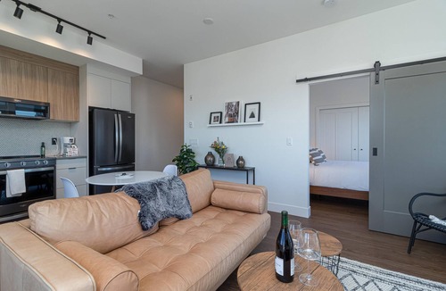 Downtown Victoria Condo | Elegant Retreat in the Heart Old Town Victoria