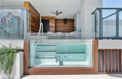 Downtown Miami House | Elite E11EVEN Studio 40th Floor with Rooftop Pool & Resort Gym