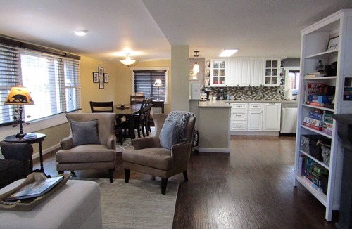 Estes Park House | "Elk Spring"- Dog-friendly w/HOT TUB and fenced backyard oasis!
