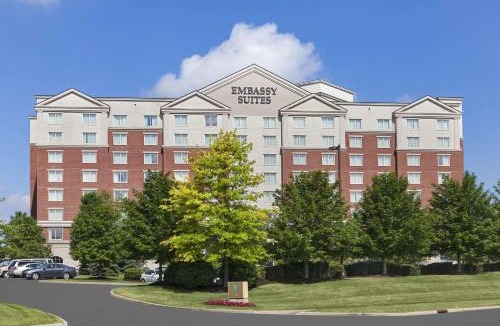 Independence Hotel | Embassy Suites by Hilton Cleveland Rockside