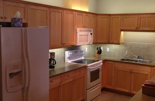 Central Okanagan Condo | Emerald Beach Villas Wood Lake 2 bedroom Lakefront Condo