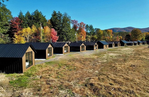 Brandon Cabin | Emrose Luxury Cabins 16