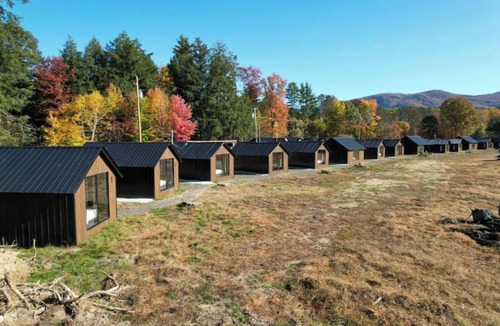 Brandon Cabin | Emrose Luxury Cabins 6
