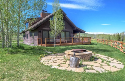 Bondurant Cabin | Enchanting Cabin w/River Access on a Working Wyoming Ranch